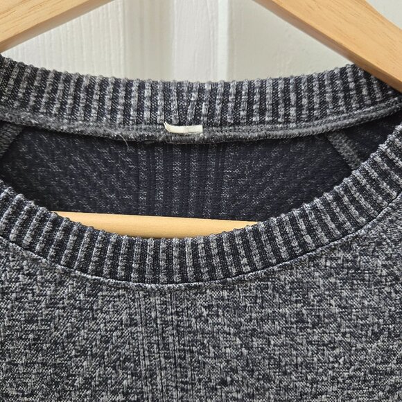 Lululemon Rest‎ Less Sweater Womens 4 Heathered black Thumb holes Running - Picture 3 of 9